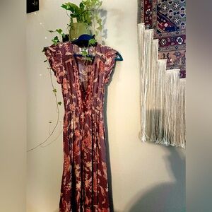 Jaase-Boho Floral Maroon Flowy Maxi Dress-Size: XS